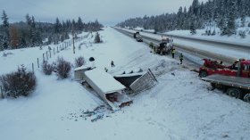 Highway Thru Hell S14E4 Under Pressure