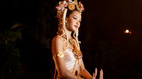 The White Lotus S3E5 Full-Moon Party