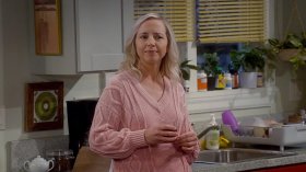 The Conners S7E5 Exercise Bands, Money Plans, and Faraway Lands
